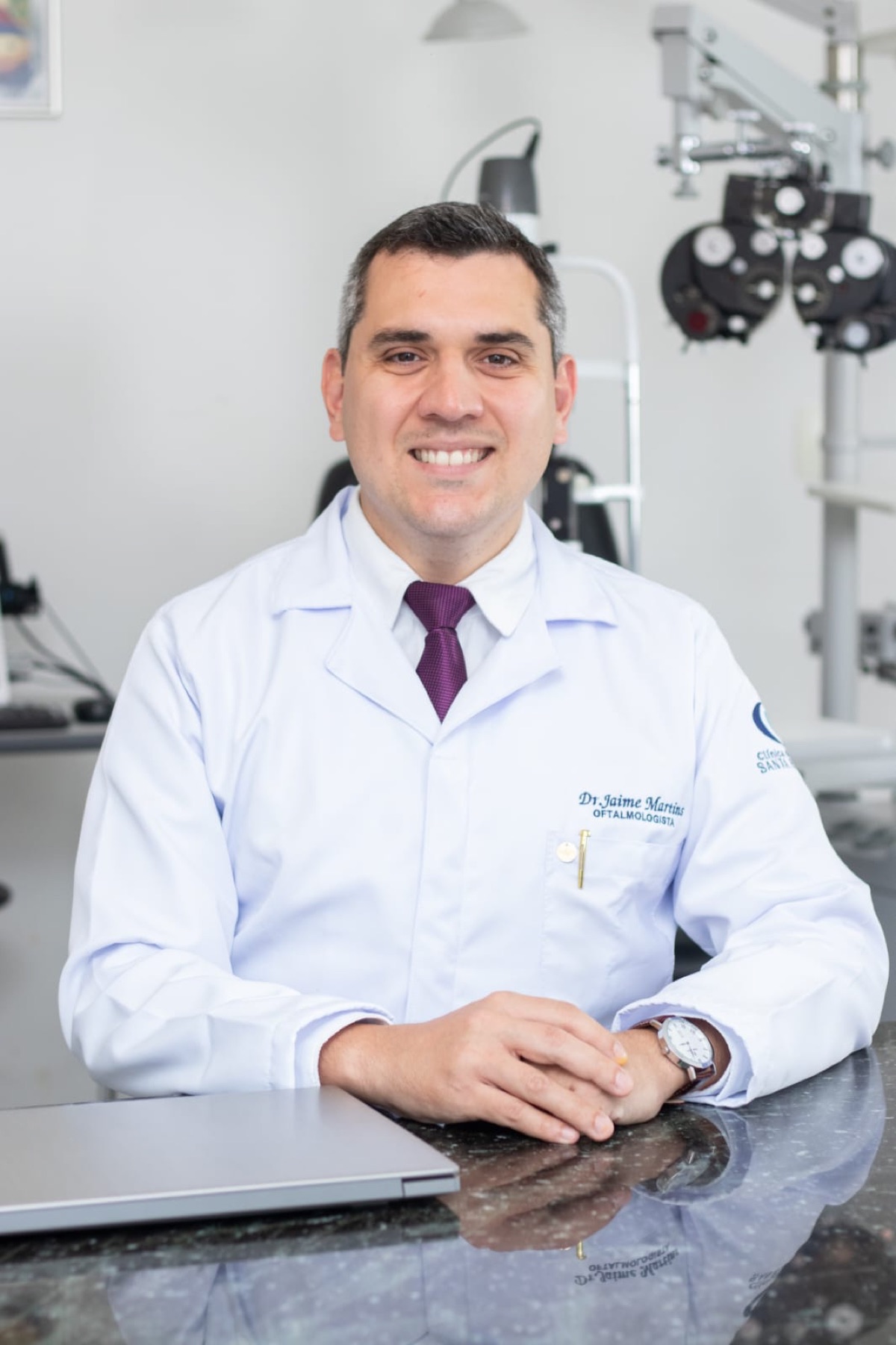 Dr. Jaime Martins, oftalmologista especialista em catarata e glaucoma